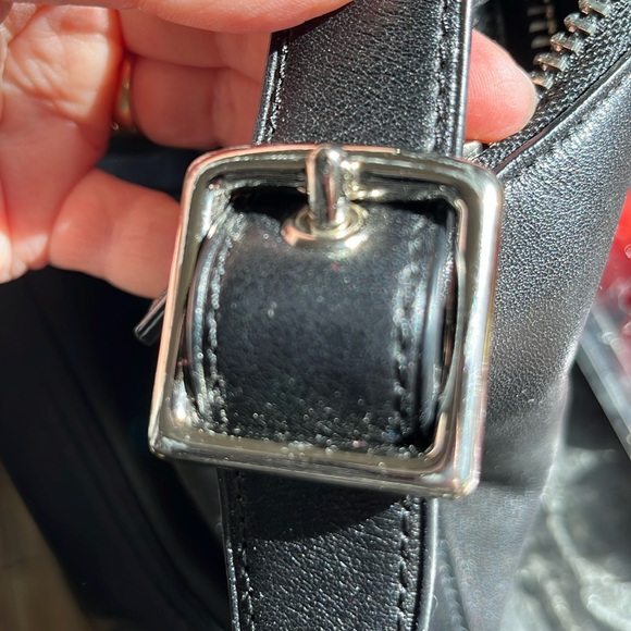 Perfect! Perfect! Coach Legacy Leather Molly Bag - Picture 9 of 16